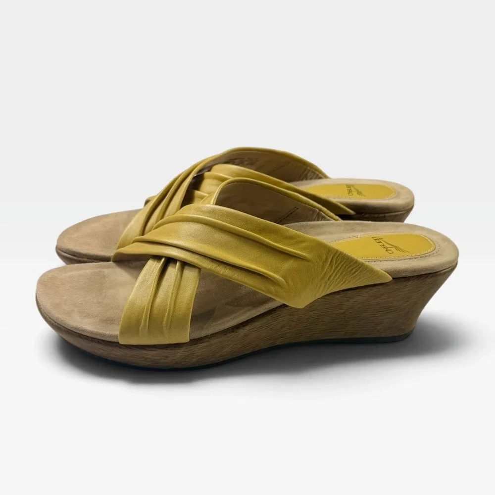 Dansko Avalon Nappa Wedge Slide Sandals Womens 41 Cornsilk Yellow Leather